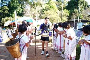 BIB: 576
                            <button type="button" onclick="openModal(19063304)" class="btn btn-primary btn-sm float-right btn-popup" data-toggle="modal" data-target=".modal-high-quality">
                        <i class="fas fa-shopping-cart"></i> Add to Cart
                    </button>
                                            <button type="button" onclick="isThisMe(19063304, true)" class="btn btn-success btn-sm float-right btn-popup btn-isme hidden" data-toggle="tooltip" data-placement="bottom" title="นี่คือรูปของคุณใช่ไหม คลิกที่นี่เพื่อเอาเข้าอัลบั้ม">
                        <i class="fas fa-plus"></i> Add to album
                    </button>
                    <button type="button" onclick="isThisMe(19063304, false)" class="btn btn-warning btn-sm float-right btn-popup btn-isnotme hidden">
                        <i class="fas fa-ban"></i> Remove from album
                    </button>